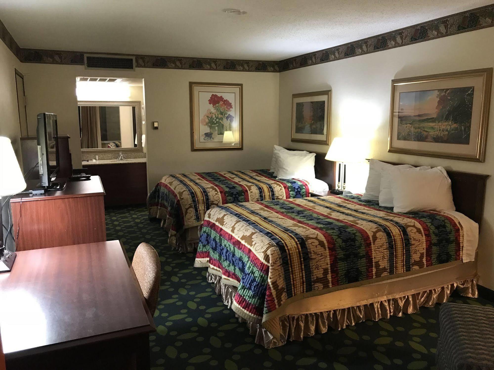 Holiday Inn Jonesboro Esterno foto